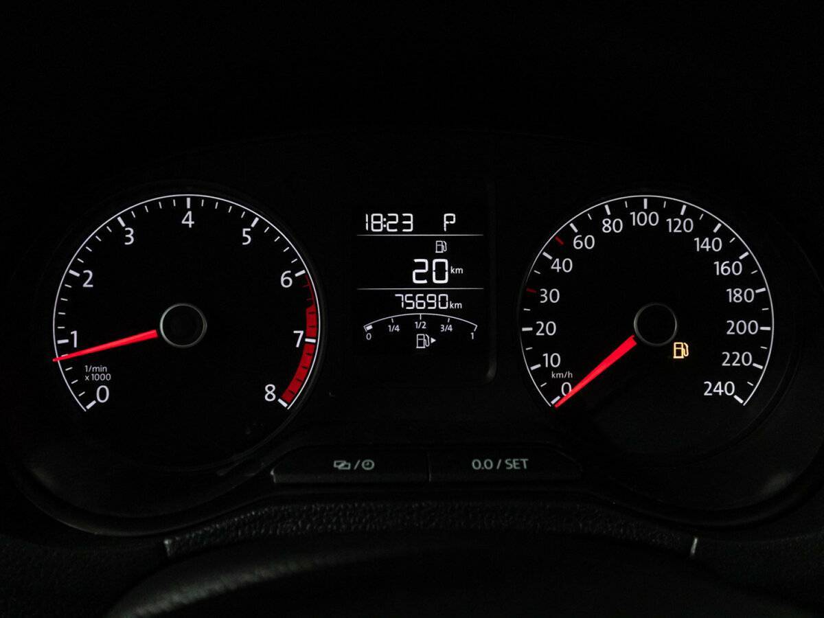 Б/У Фольксваген Поло 2019 года. Фото: #11