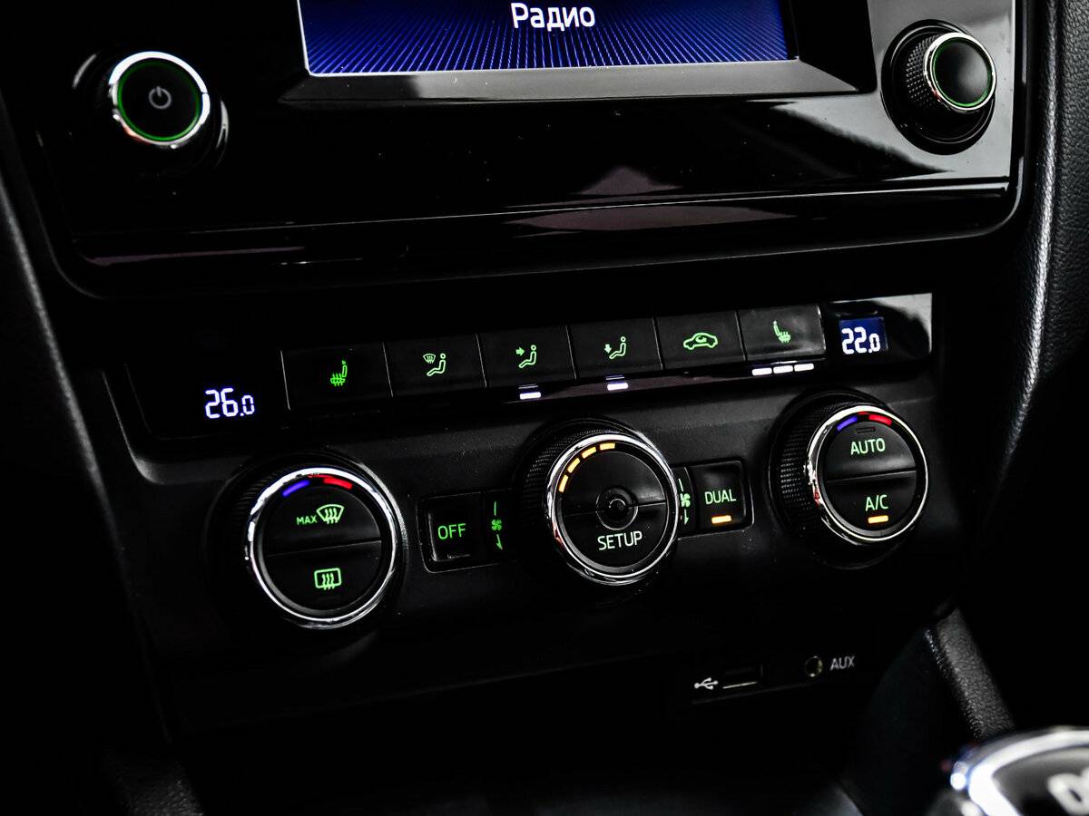 Б/У Шкода Октавия 2014 года. Фото: #11