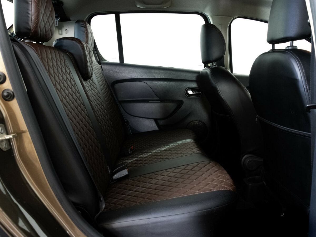 Б/У Рено Сандеро 2018 года. Фото: #12