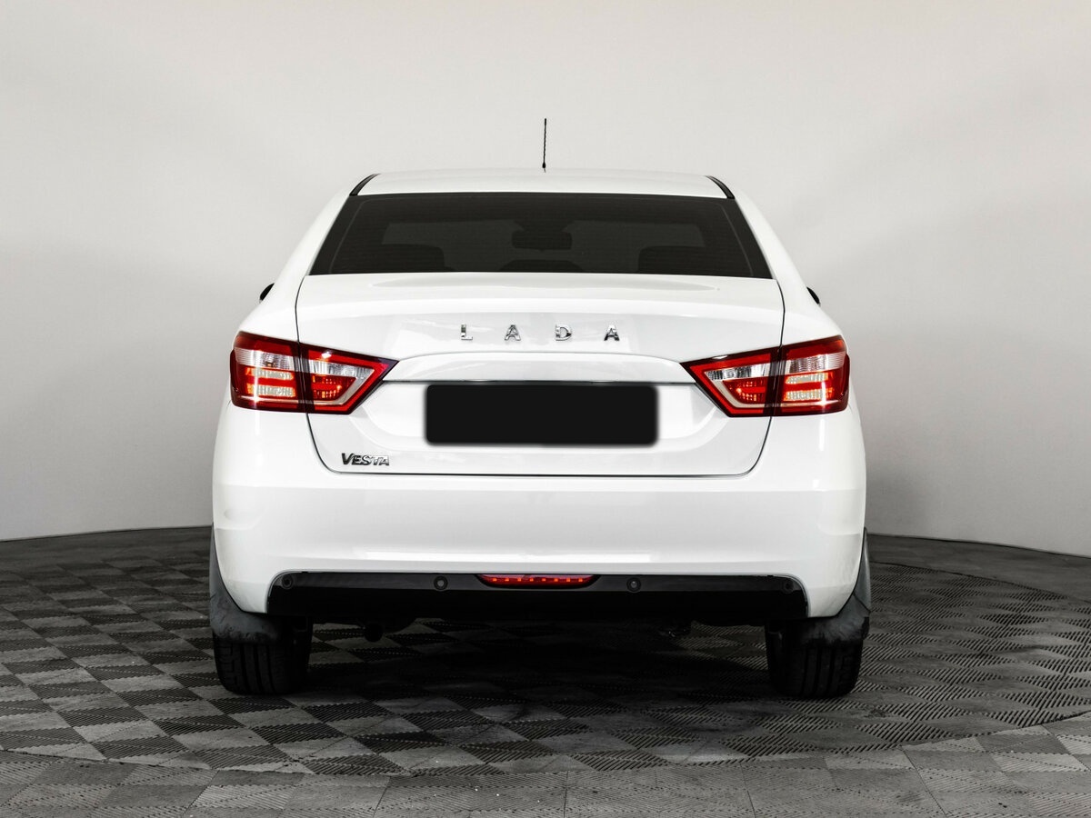 Б/У Лада (ВАЗ) Веста 2018 года. Фото: #4