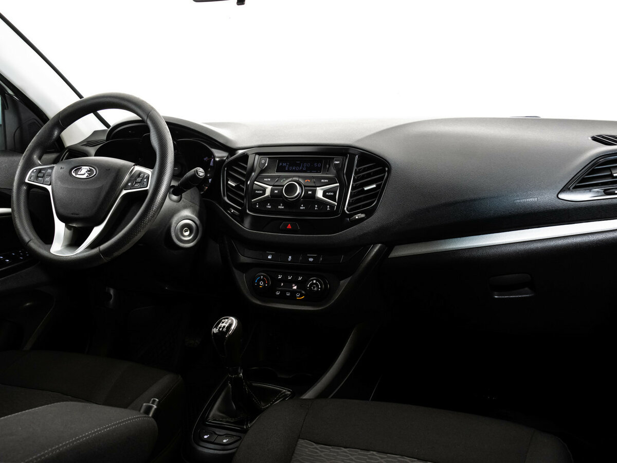 Б/У Лада (ВАЗ) Веста 2018 года. Фото: #6