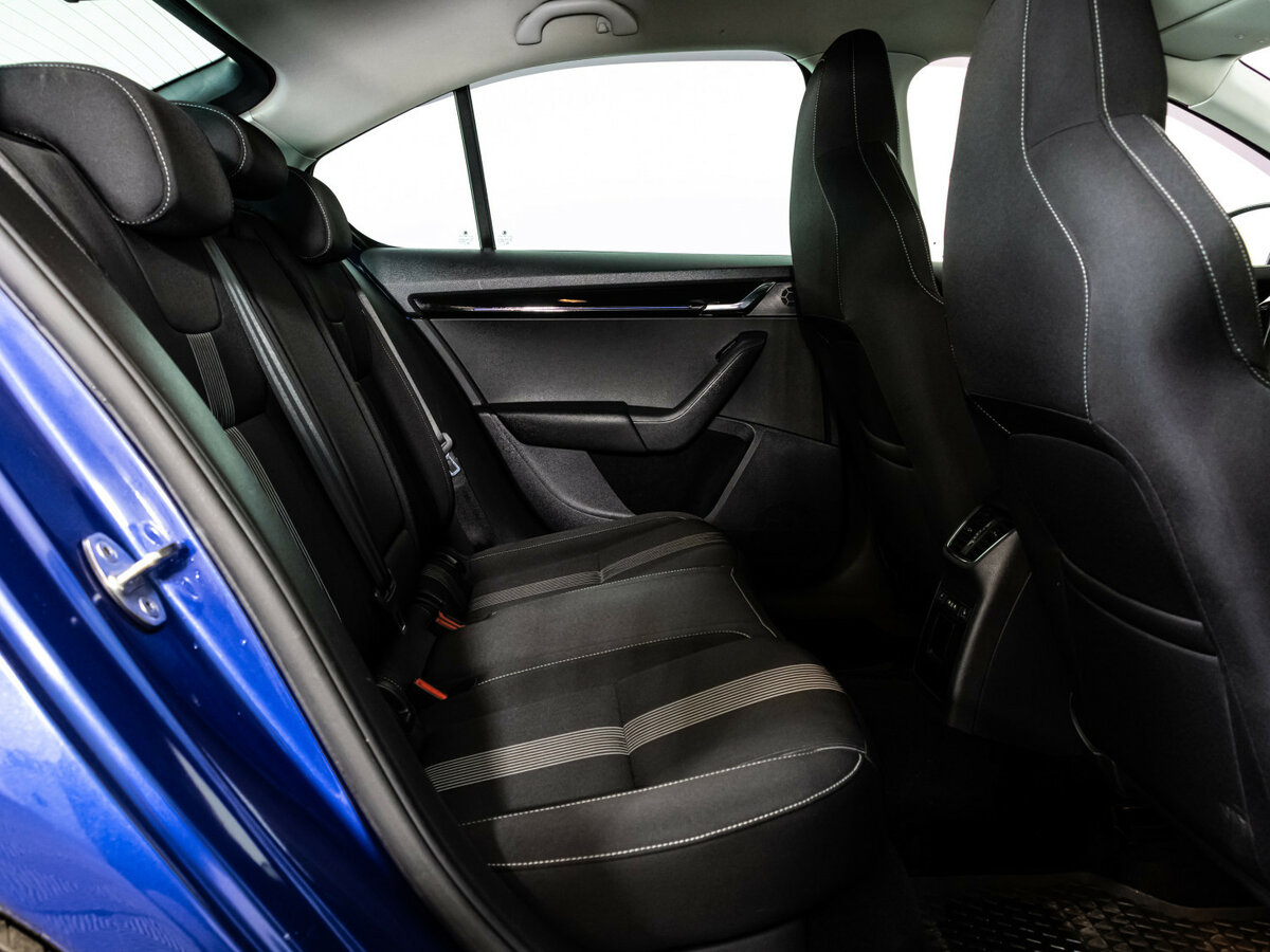 Б/У Шкода Октавия 2019 года. Фото: #14