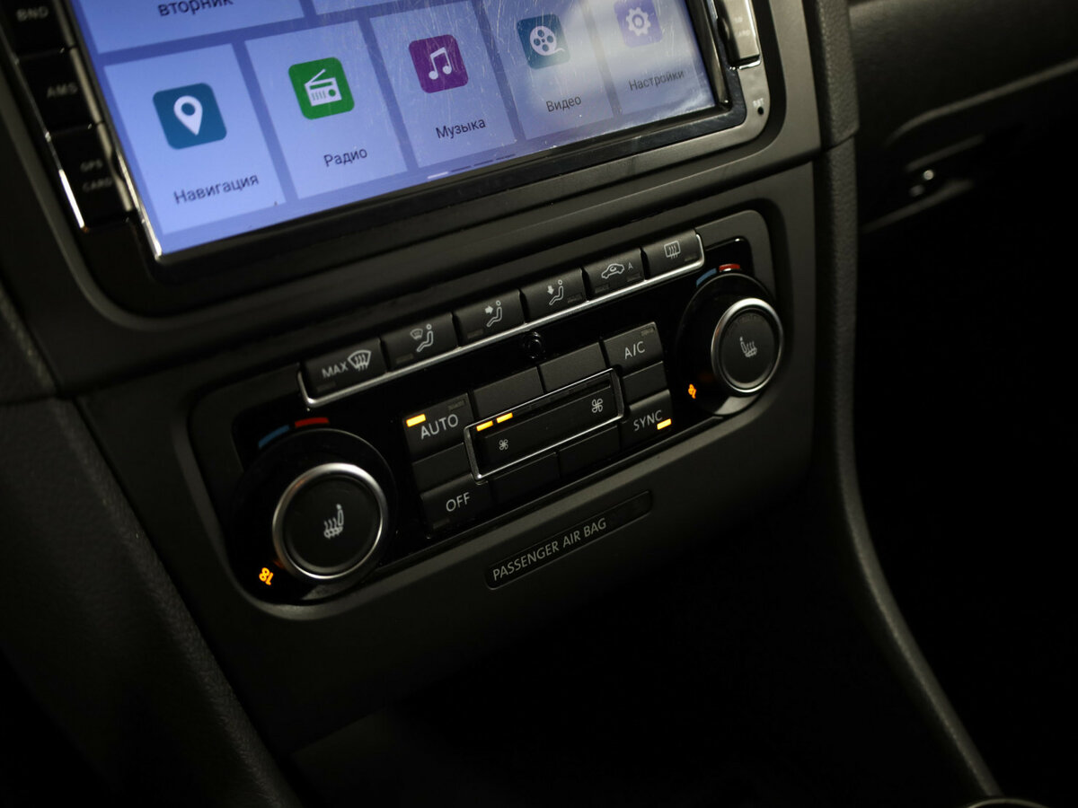 Б/У Фольксваген Гольф 2012 года. Фото: #11