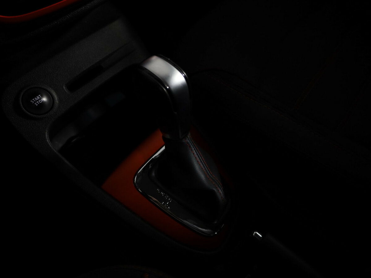 Б/У Рено Каптюр 2018 года. Фото: #18