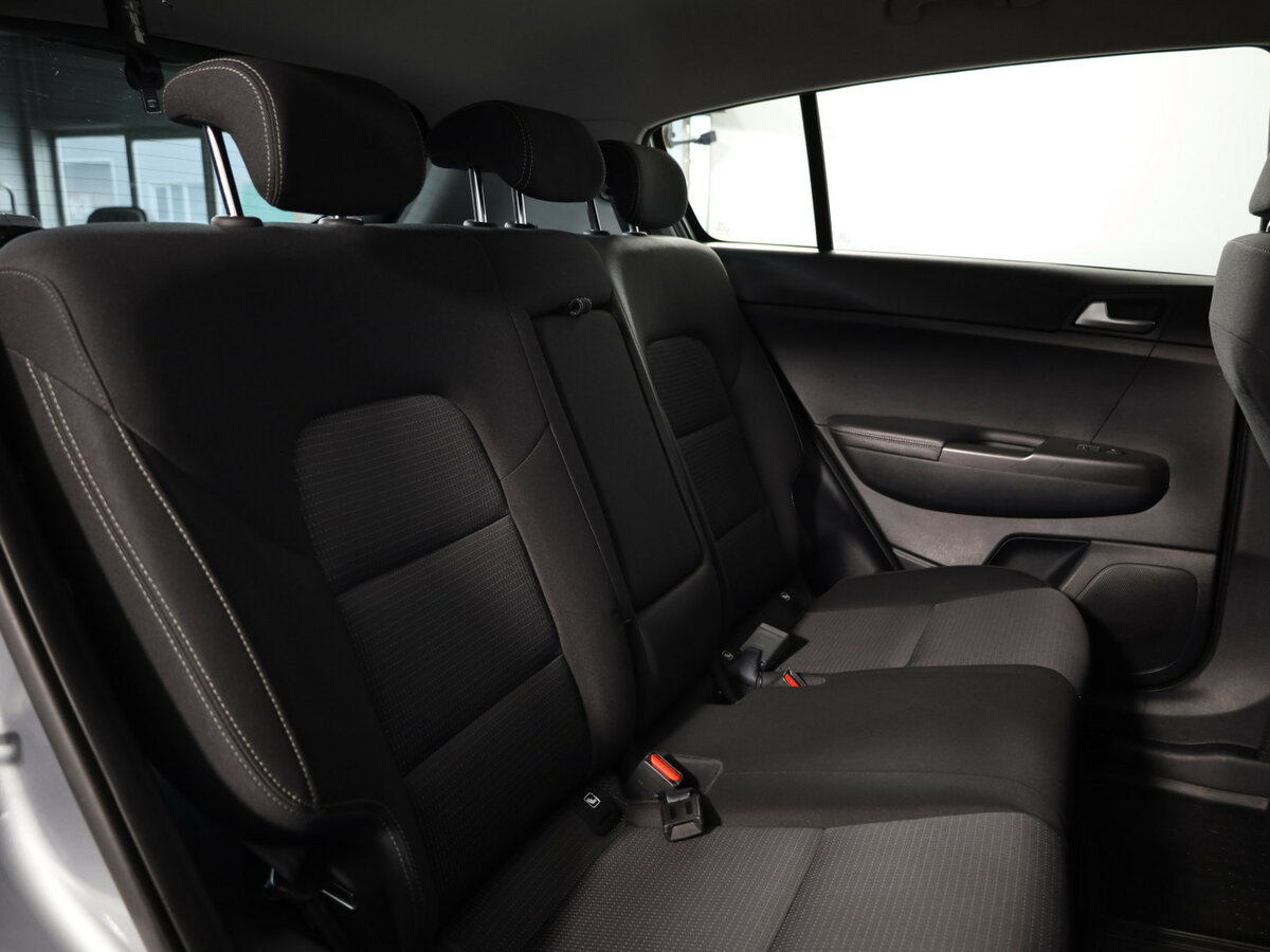 Б/У Киа Спортейдж 2018 года. Фото: #12