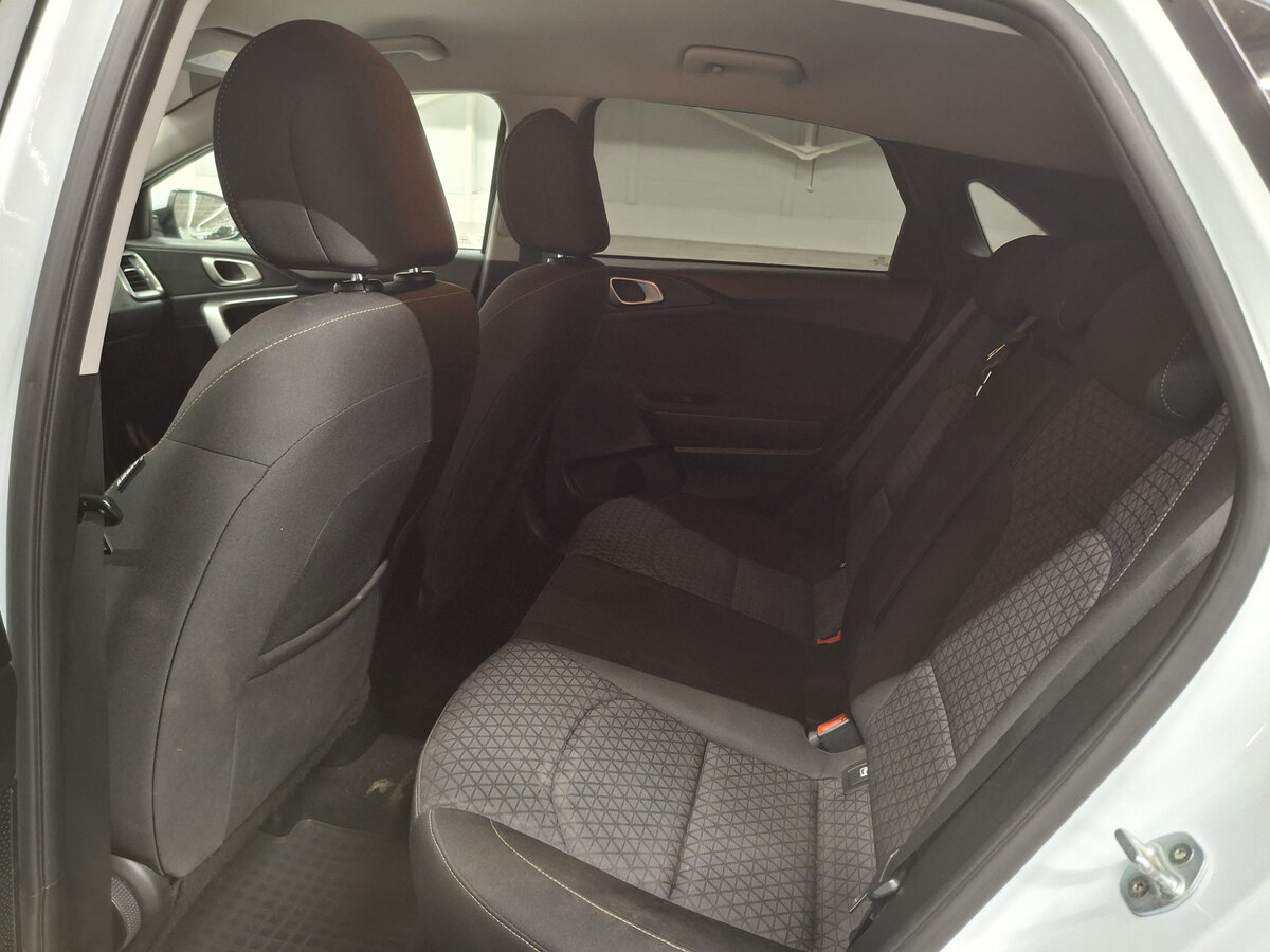 Б/У Киа Сид 2019 года. Фото: #11