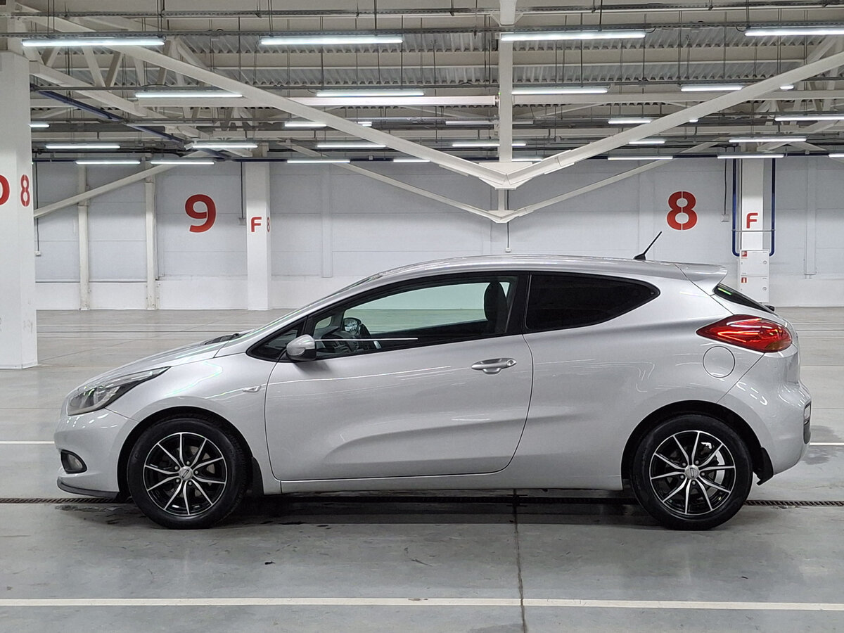 Б/У Киа Сид 2013 года. Фото: #7