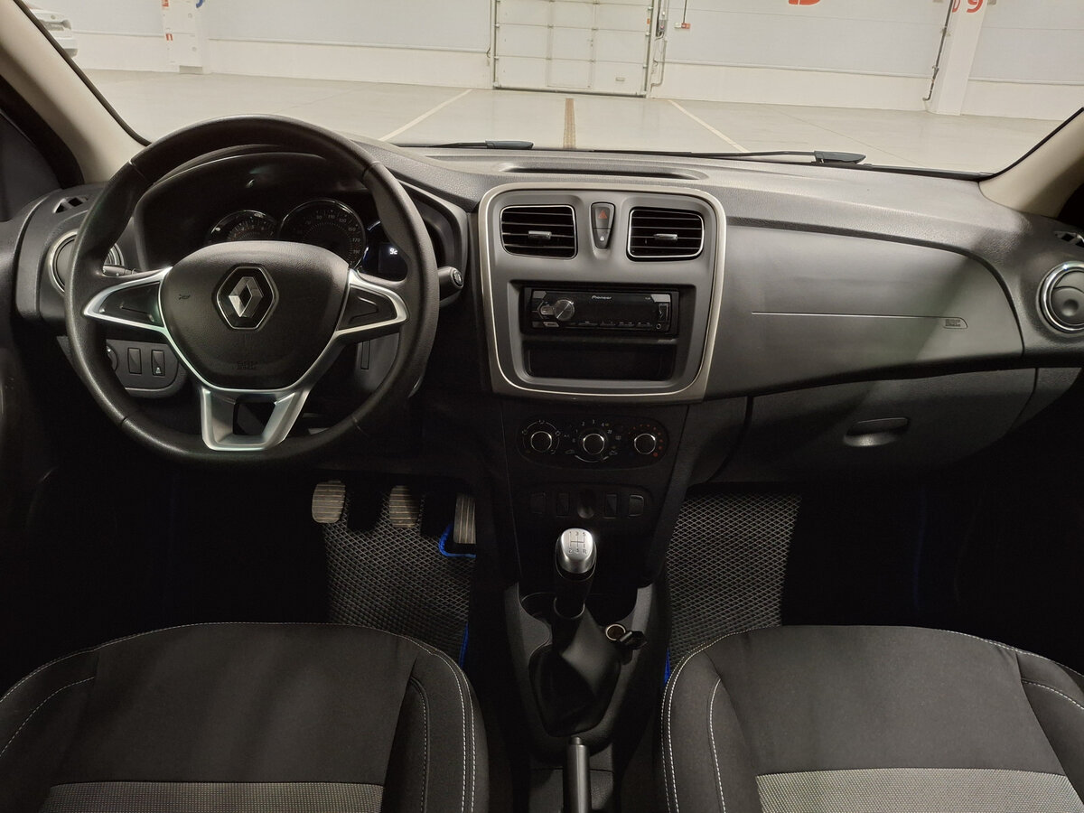 Б/У Рено Сандеро 2021 года. Фото: #13