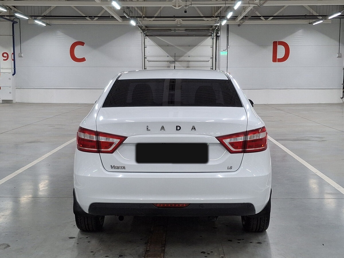 Б/У Лада (ВАЗ) Веста 2017 года. Фото: #5