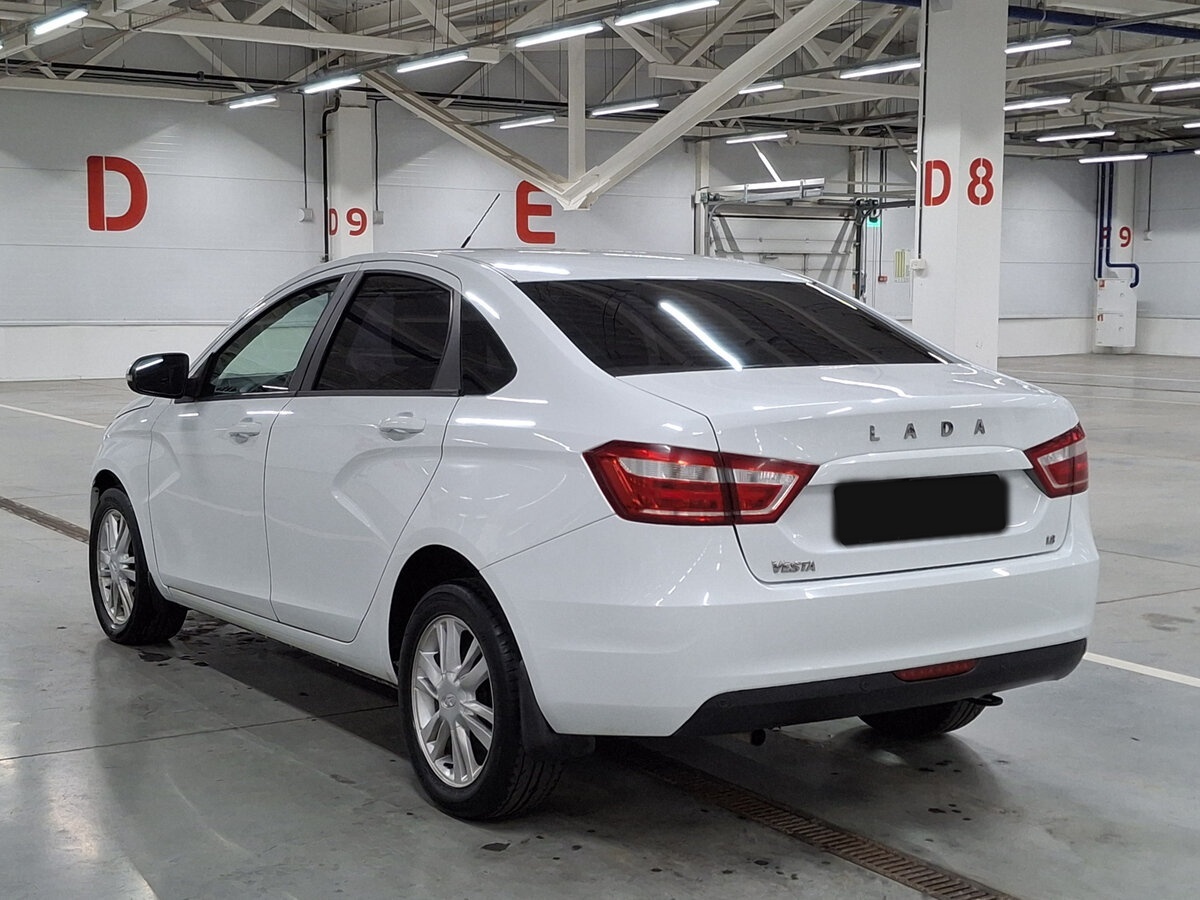 Б/У Лада (ВАЗ) Веста 2017 года. Фото: #6