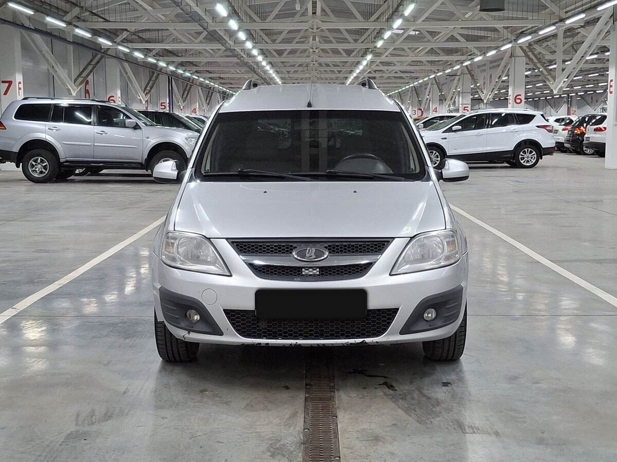 Б/У Лада (ВАЗ) Ларгус 2013 года. Фото: #1