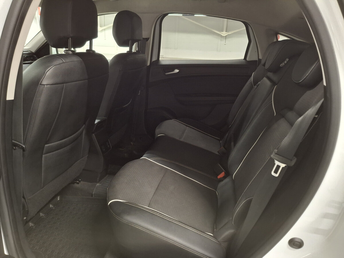 Б/У Рено Аркана 2020 года. Фото: #11