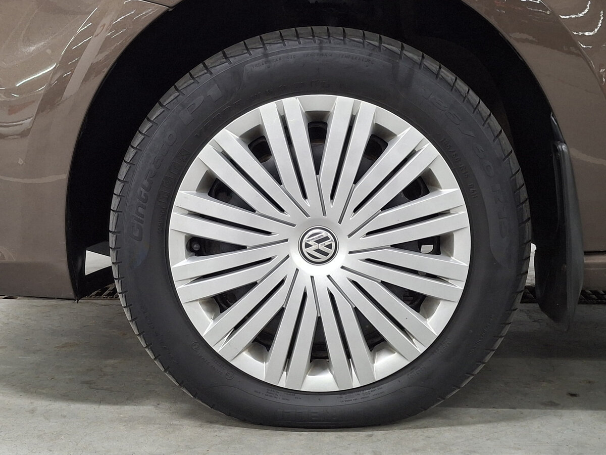 Б/У Фольксваген Поло 2018 года. Фото: #17