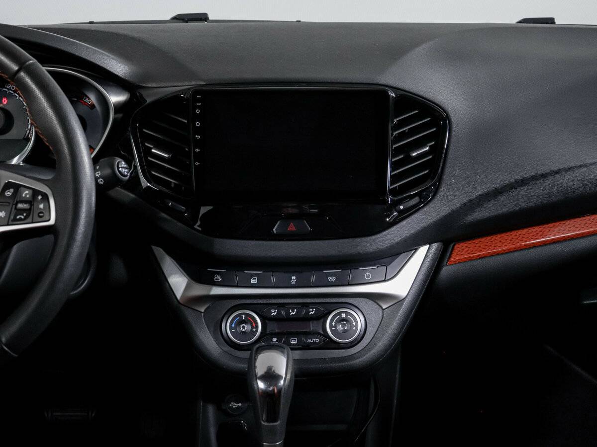 Б/У Лада (ВАЗ) Веста 2020 года. Фото: #10