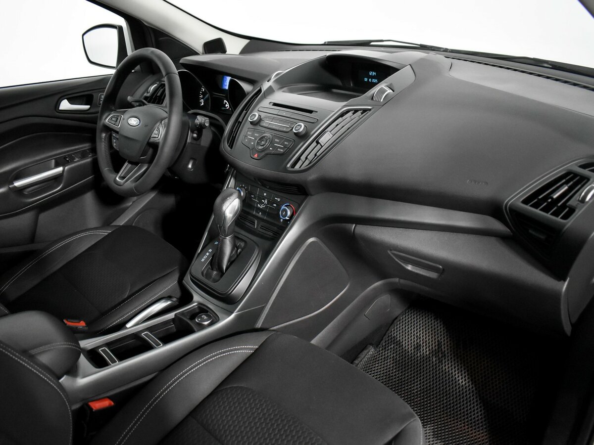 Б/У Форд Куга 2019 года. Фото: #11