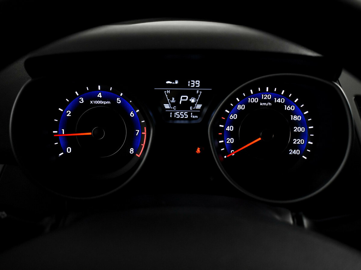 Б/У Хендай Елантра 2015 года. Фото: #16