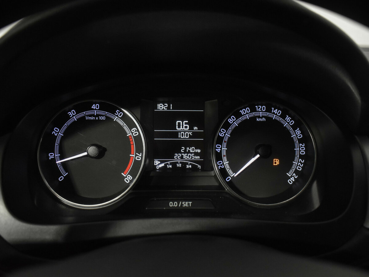 Б/У Шкода Рапид 2017 года. Фото: #14