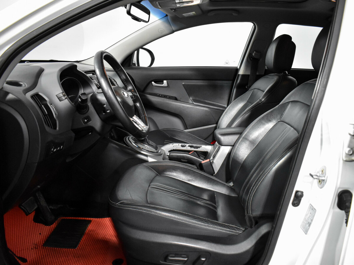 Б/У Киа Спортейдж 2016 года. Фото: #7