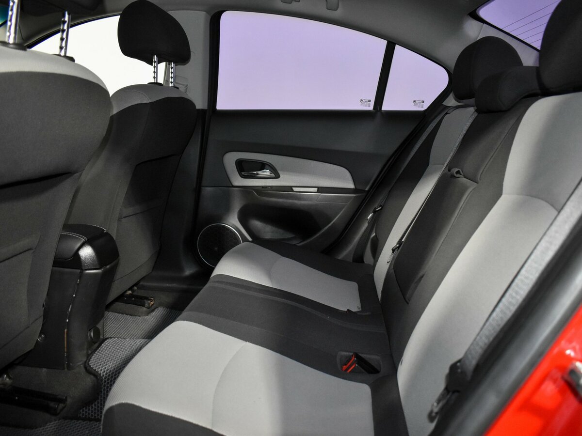 Б/У Шевроле Круз 2012 года. Фото: #10