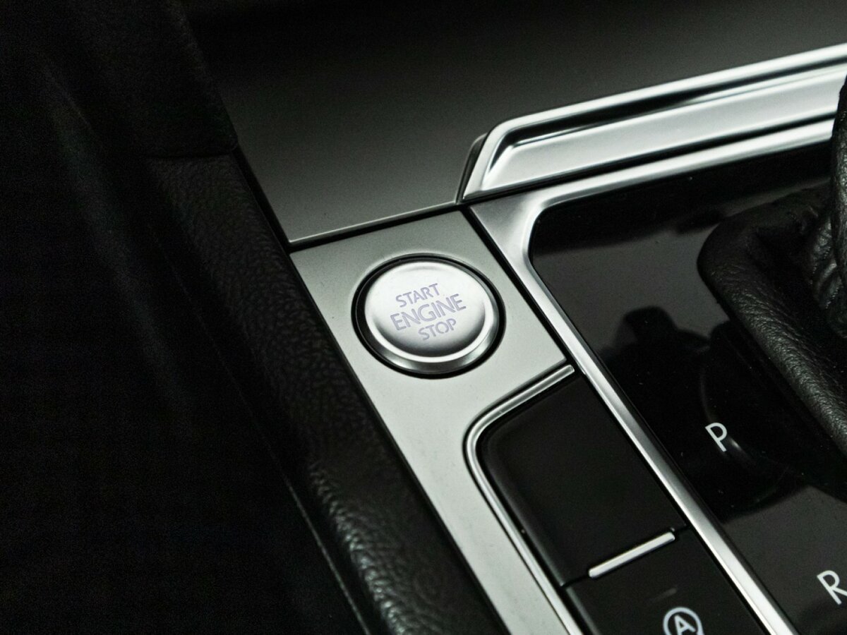 Б/У Фольксваген Пассат 2019 года. Фото: #15