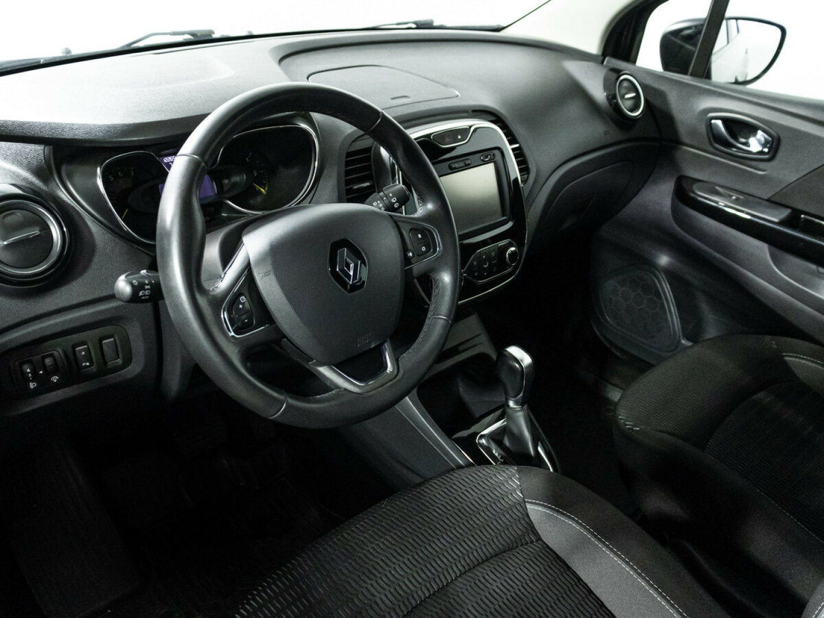 Б/У Рено Каптюр 2016 года. Фото: #10