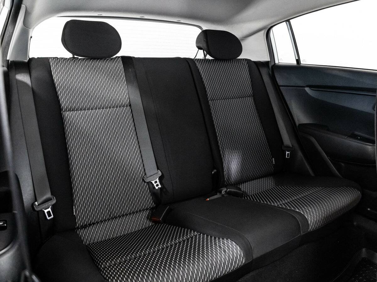 Б/У Киа Рио 2018 года. Фото: #13