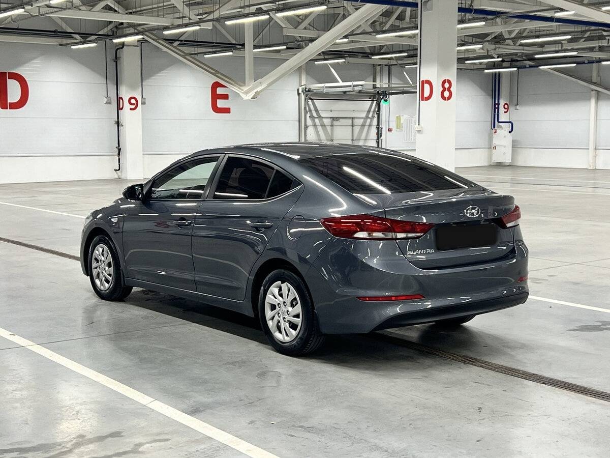 Б/У Хендай Елантра 2016 года. Фото: #6