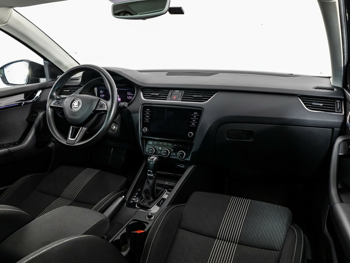 Б/У Шкода Октавия 2019 года. Фото: #6