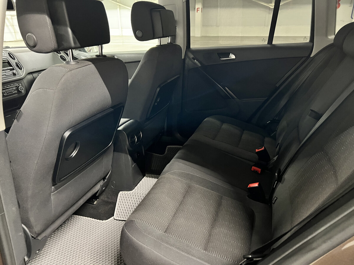 Б/У Фольксваген Тигуан 2014 года. Фото: #11