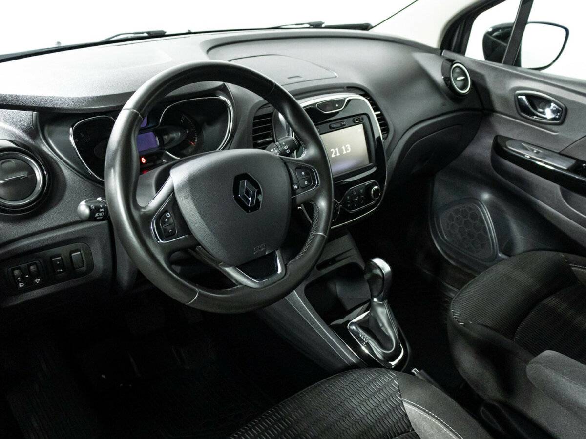 Б/У Рено Каптюр 2017 года. Фото: #10