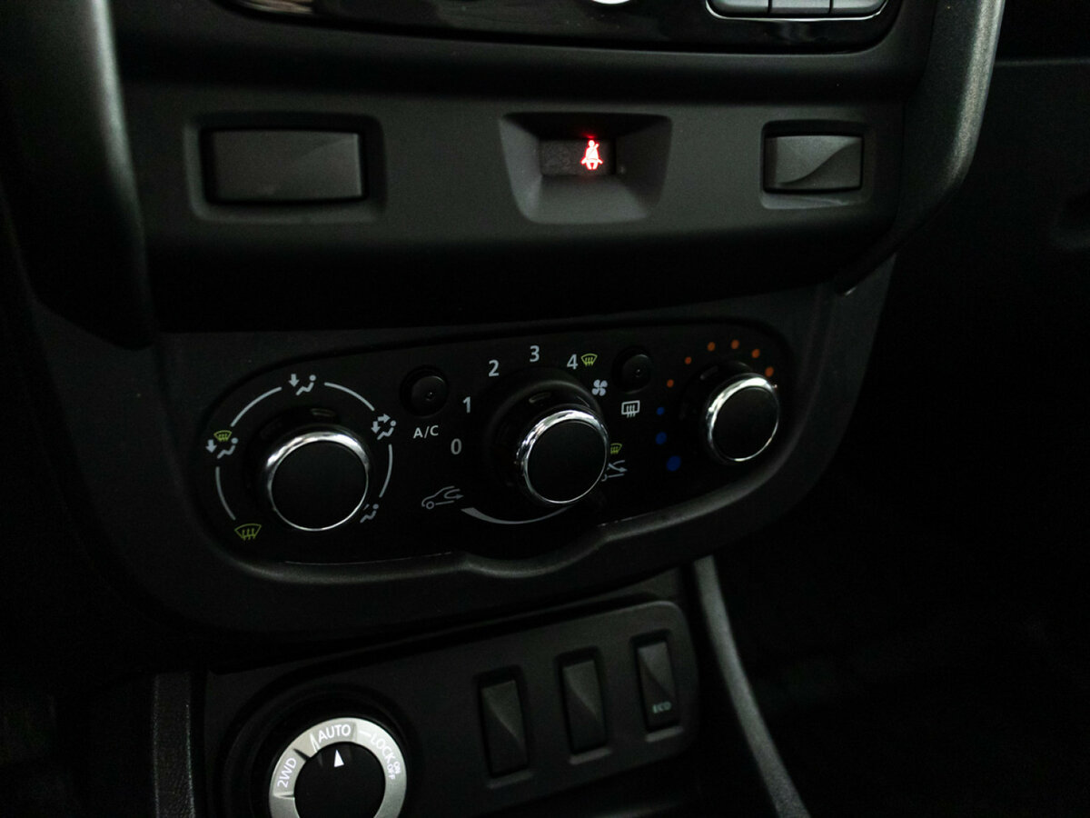 Б/У Рено Дастер 2017 года. Фото: #13