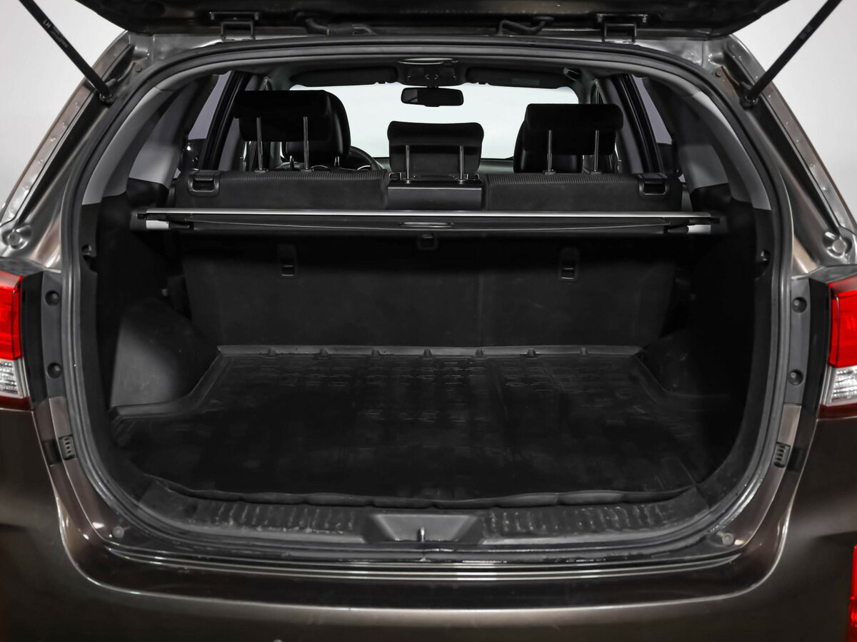 Б/У Киа Соренто 2013 года. Фото: #23