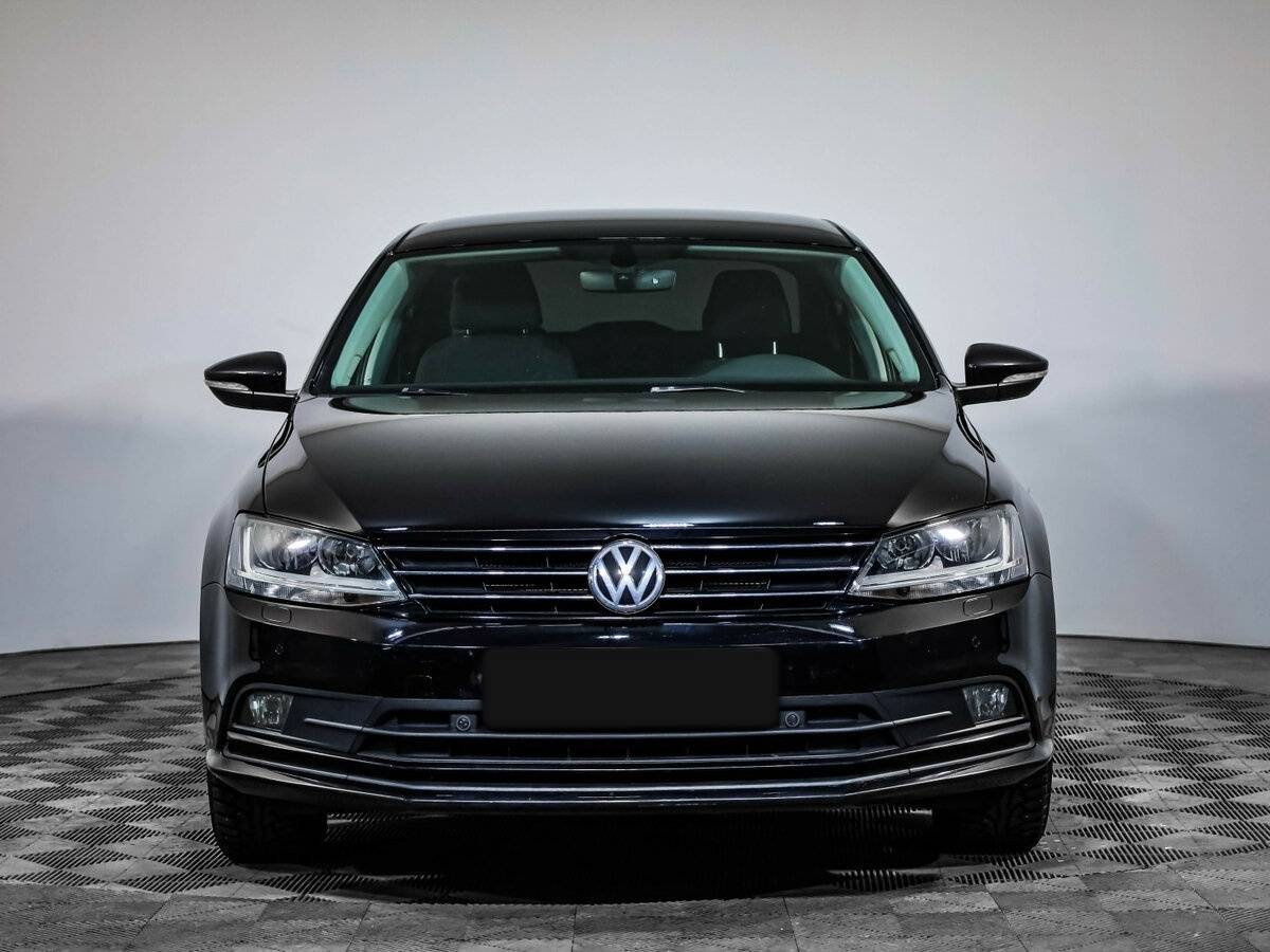 Б/У Фольксваген Джетта 2017 года. Фото: #1