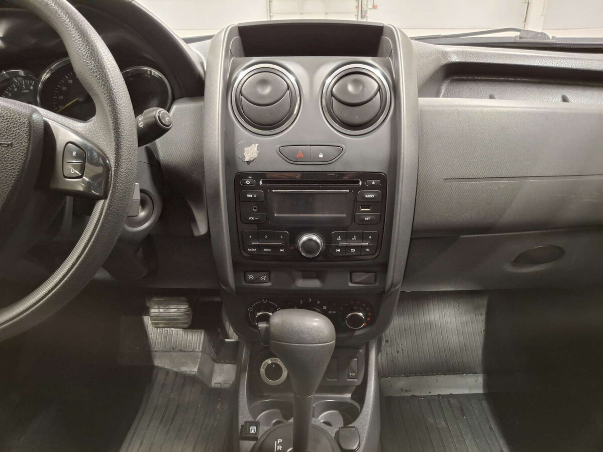 Б/У Рено Дастер 2015 года. Фото: #13